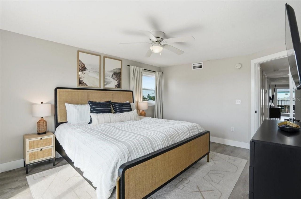 2518 Avenue B , Bradenton Beach, FL 34217 Photo