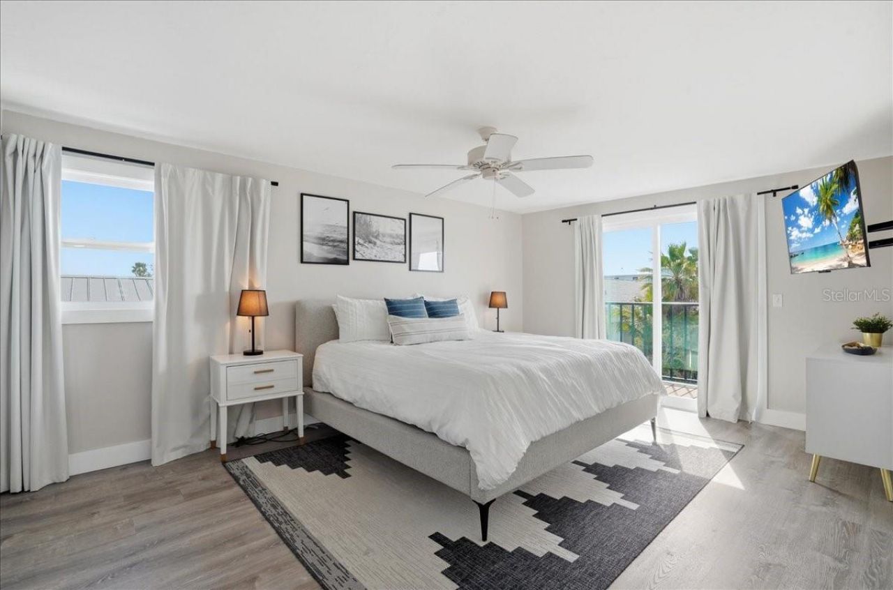 2518 Avenue B , Bradenton Beach, FL 34217 Photo