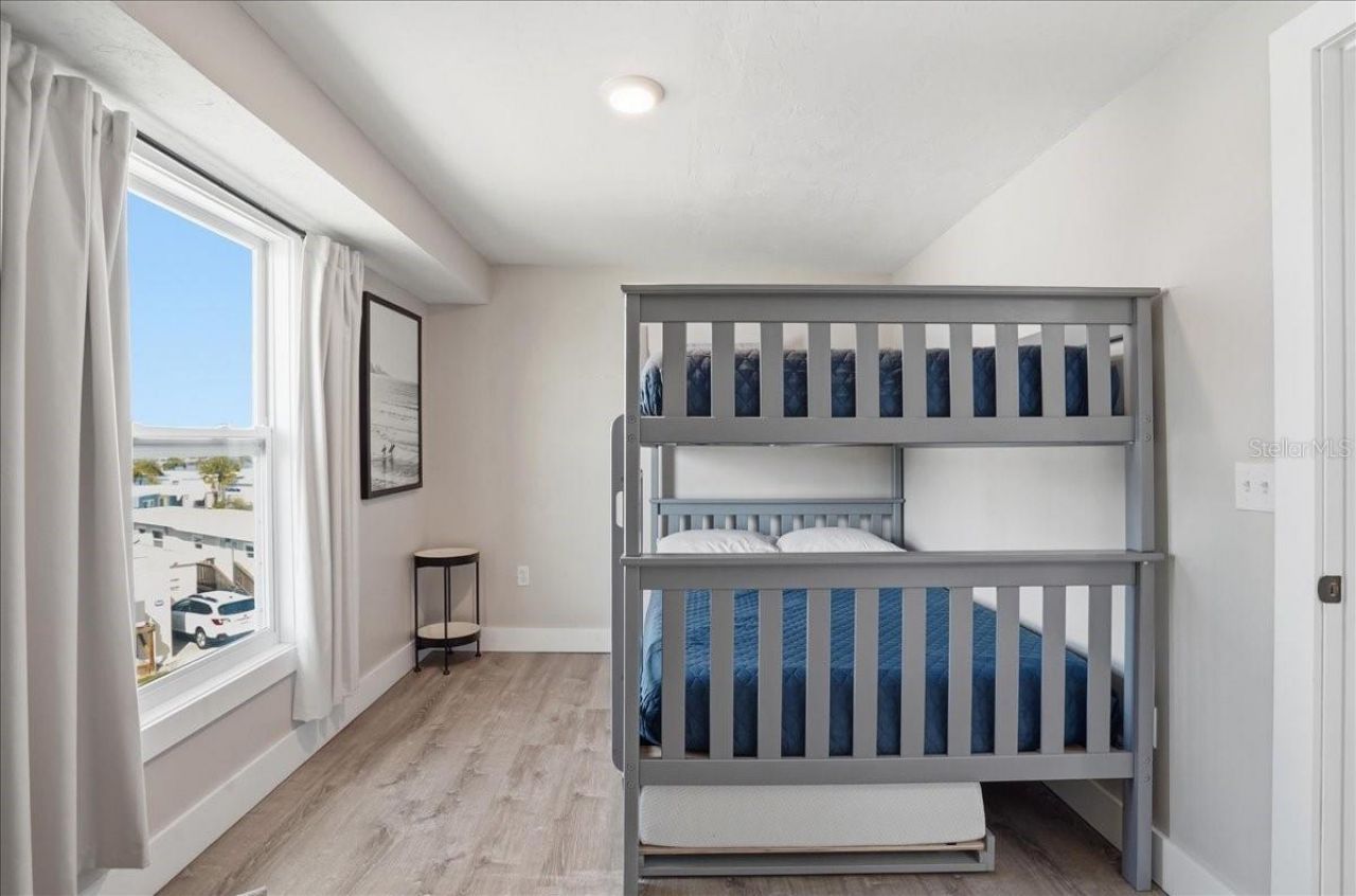 2518 Avenue B , Bradenton Beach, FL 34217 Photo