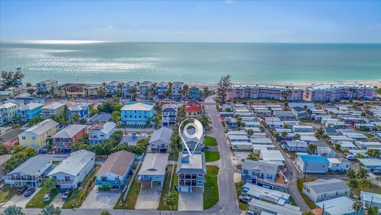 2518 Avenue B , Bradenton Beach, FL 34217 Photo