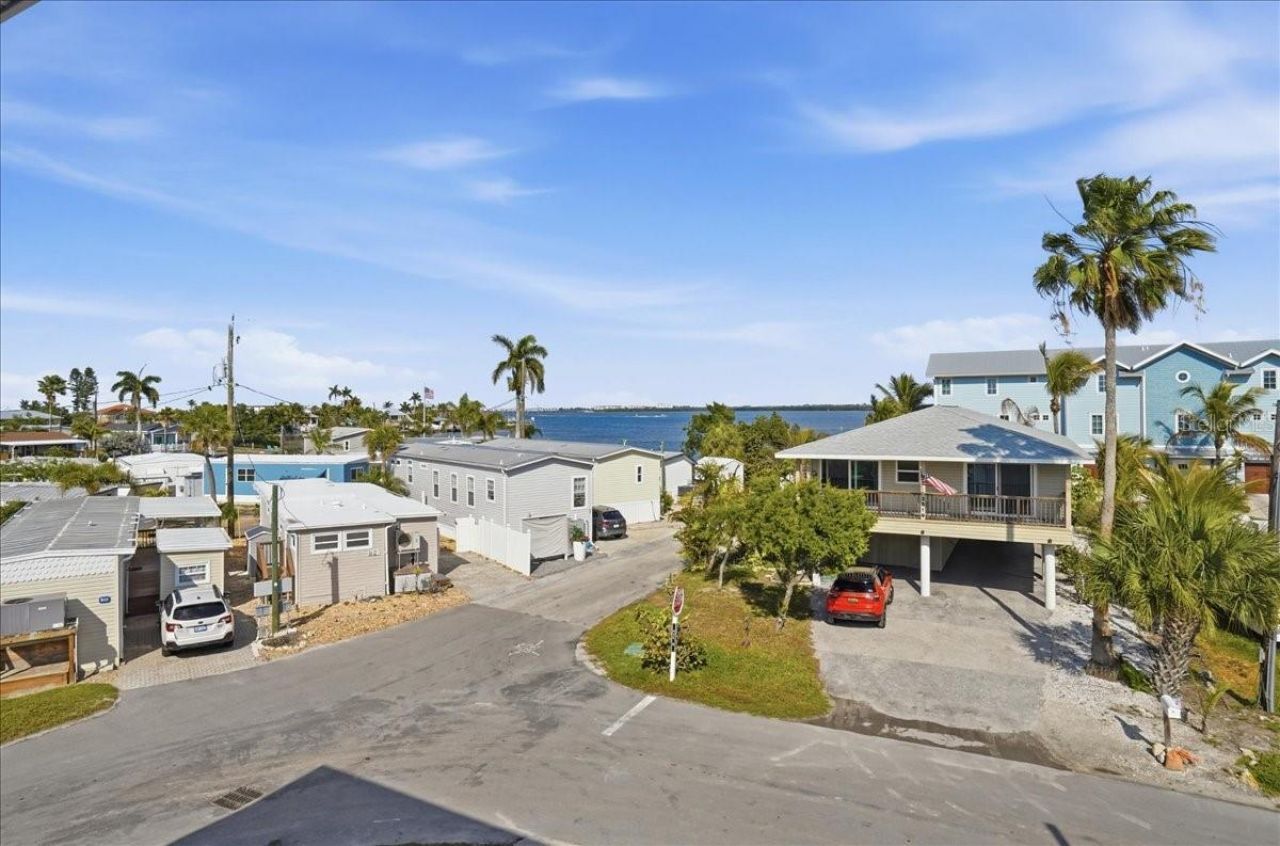 2518 Avenue B , Bradenton Beach, FL 34217 Photo