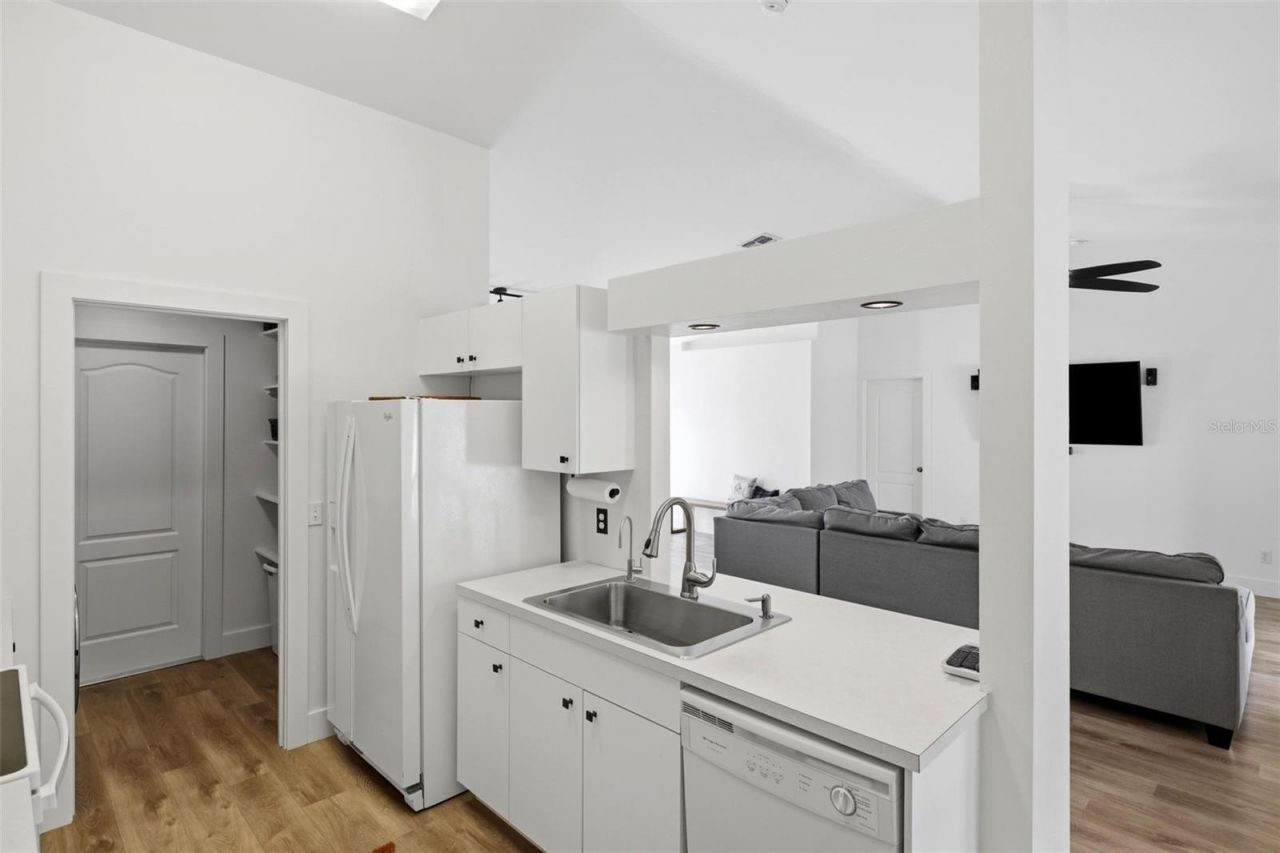 1621 Mcarthur Avenue, Lehigh Acres, FL 33972 Photo