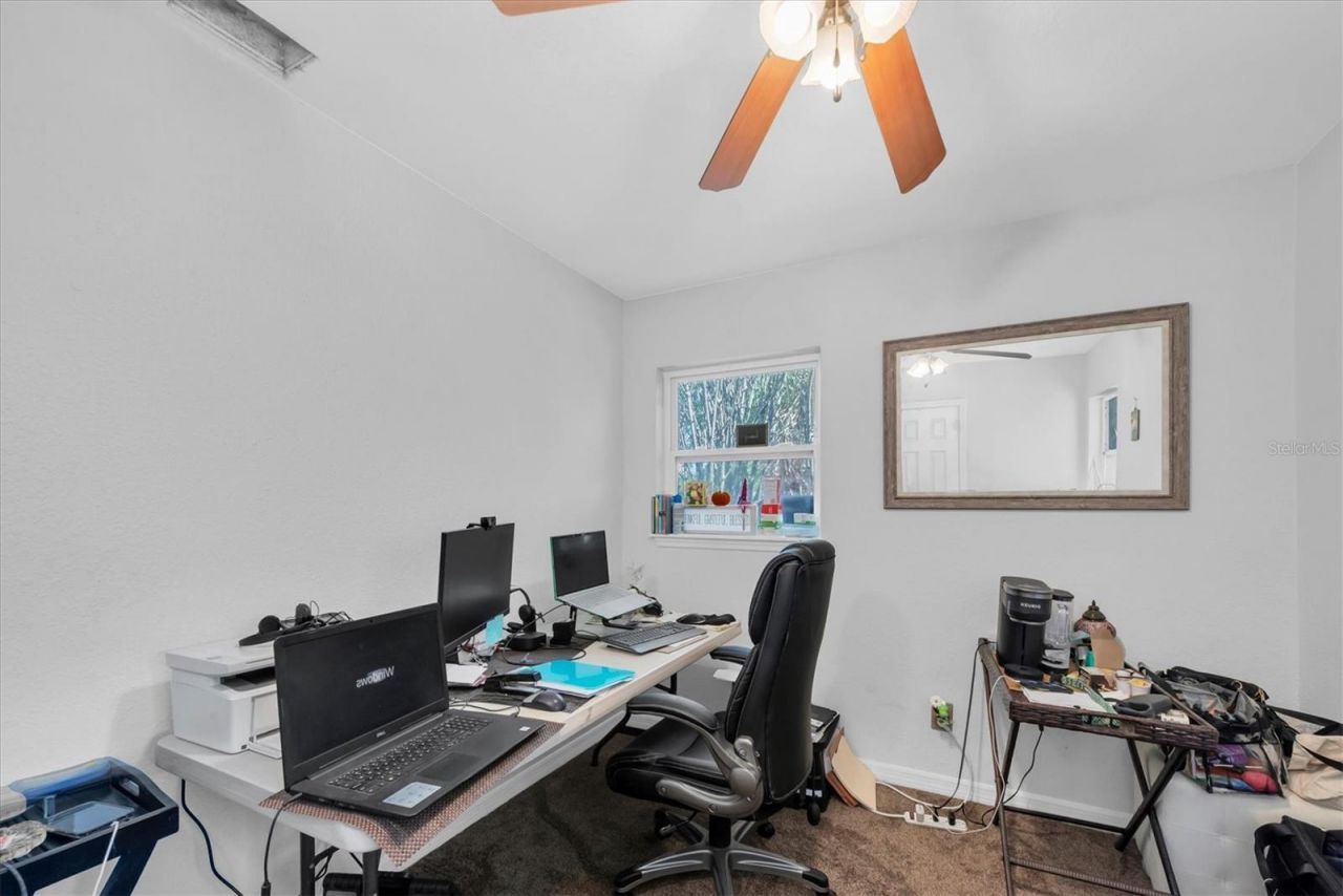 1700 74th Avenue N, Saint Petersburg, FL 33702 Photo