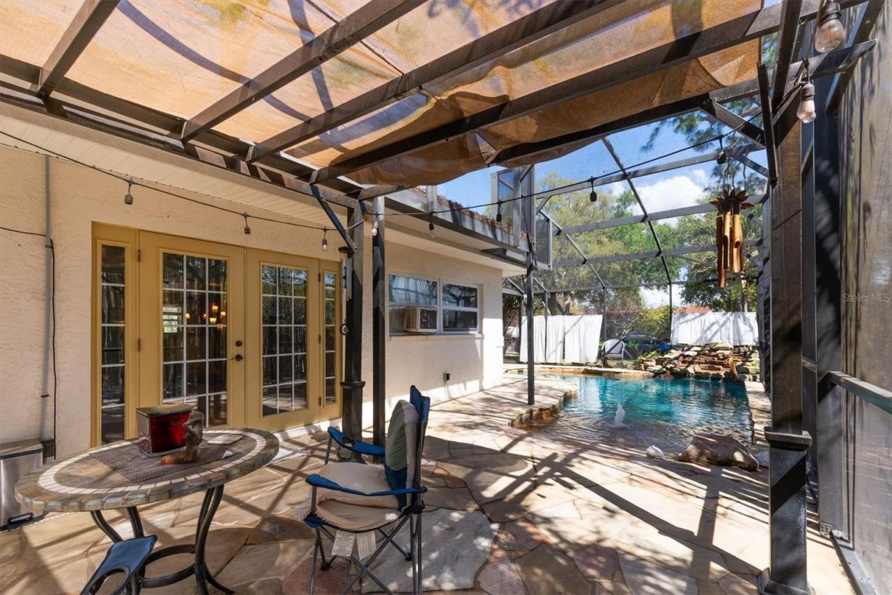 1700 74th Avenue N, Saint Petersburg, FL 33702 Photo