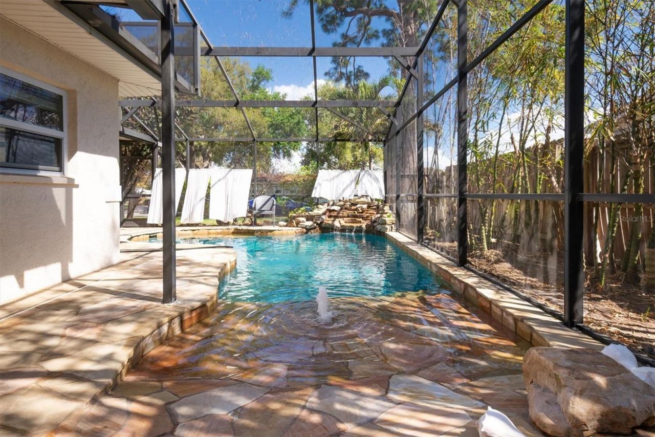 1700 74th Avenue N, Saint Petersburg, FL 33702 Photo