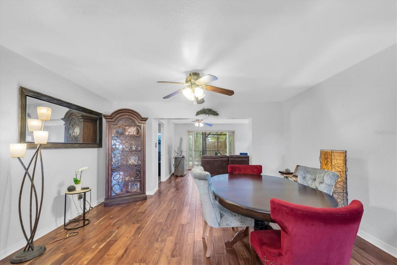 1700 74th Avenue N, Saint Petersburg, FL 33702 Photo