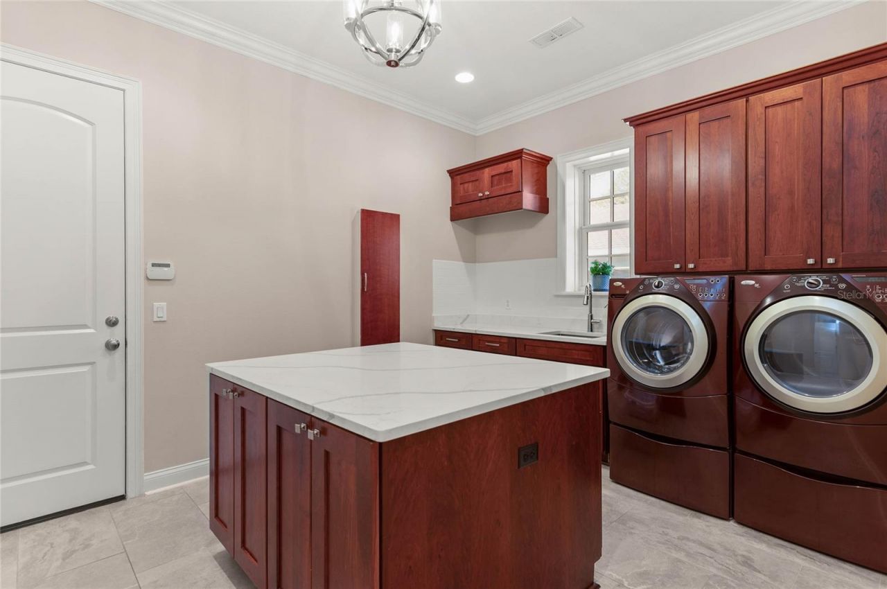 2201 Orm Court, Oviedo, FL 32765 Photo