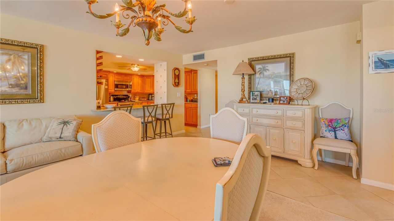 5200 Brittany Drive S, Unit 1201, Saint Petersburg, FL 33715 Photo