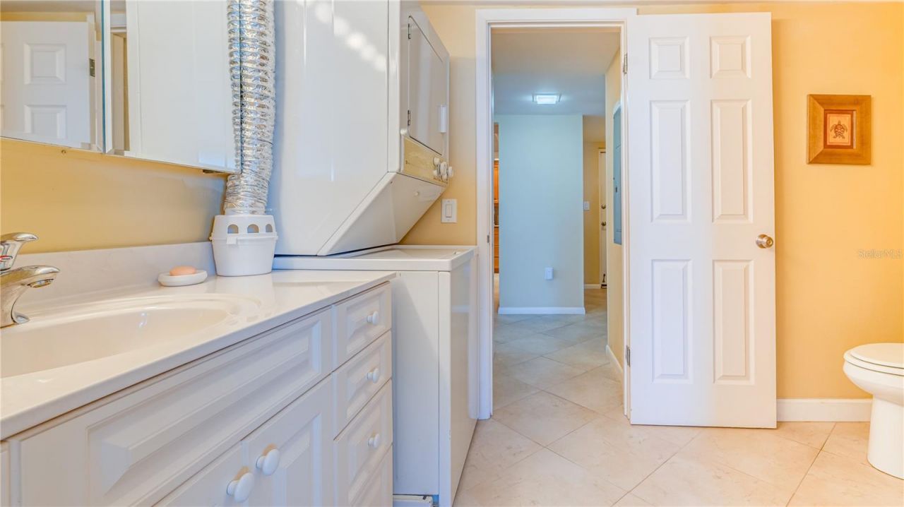 5200 Brittany Drive S, Unit 1201, Saint Petersburg, FL 33715 Photo