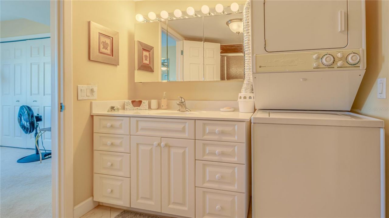 5200 Brittany Drive S, Unit 1201, Saint Petersburg, FL 33715 Photo