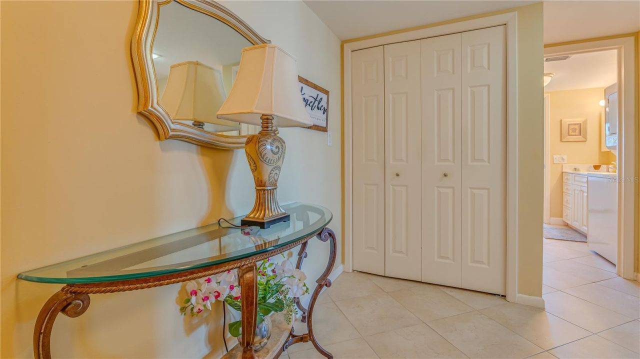 5200 Brittany Drive S, Unit 1201, Saint Petersburg, FL 33715 Photo