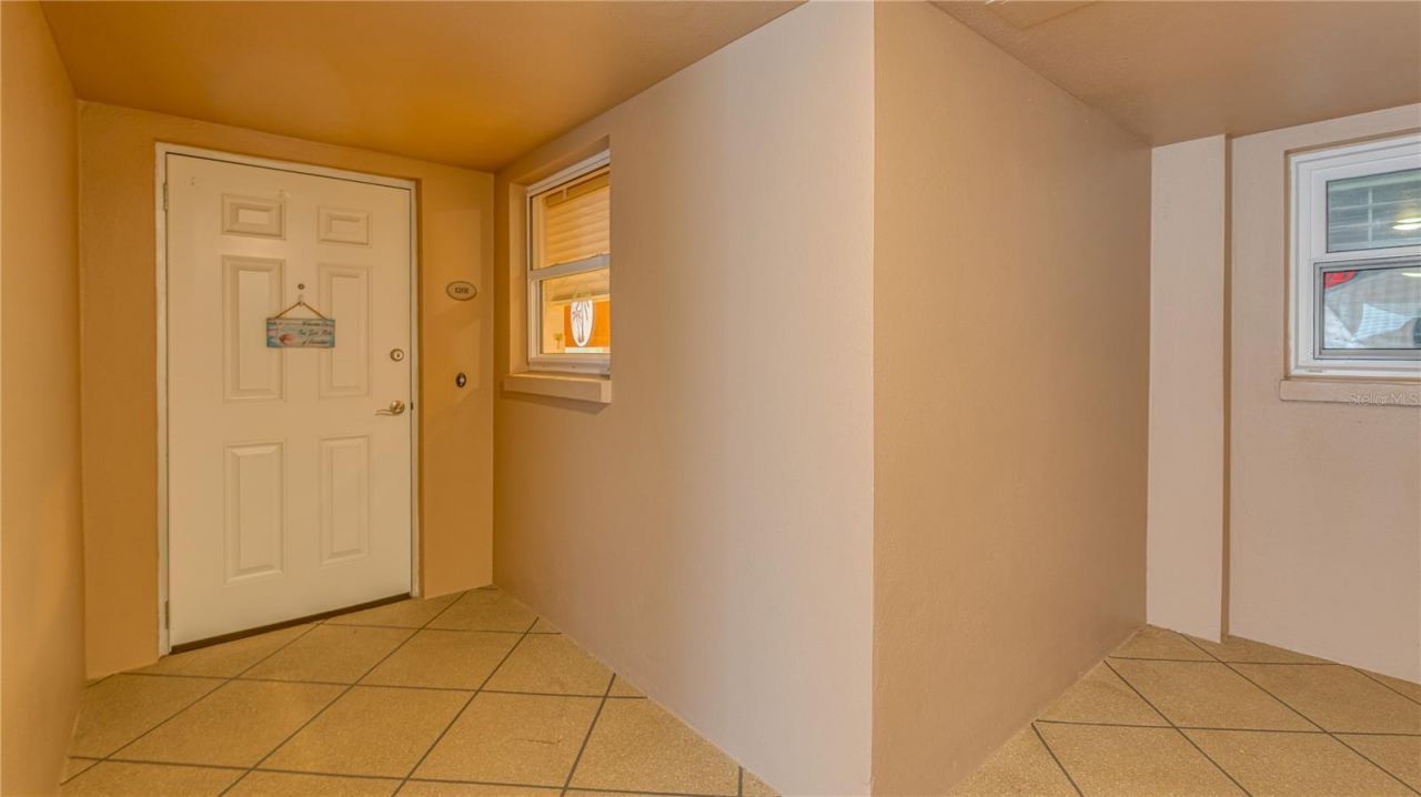 5200 Brittany Drive S, Unit 1201, Saint Petersburg, FL 33715 Photo