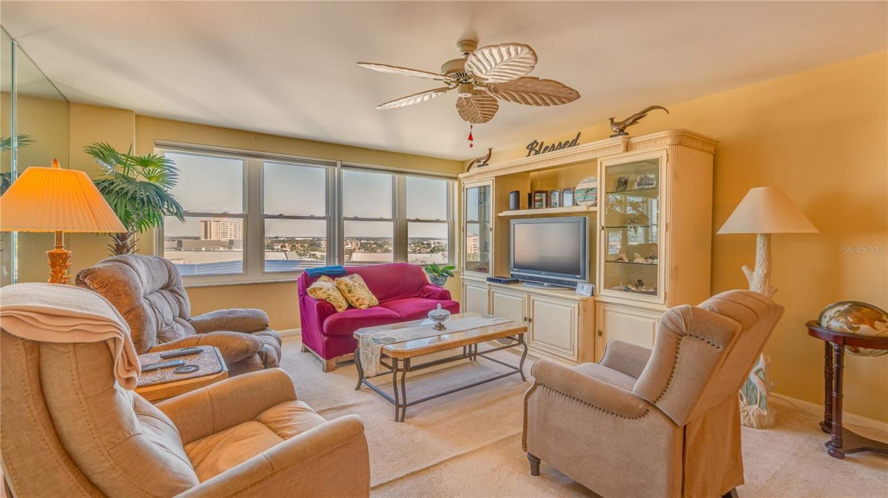 5200 Brittany Drive S, Unit 1201, Saint Petersburg, FL 33715 Photo