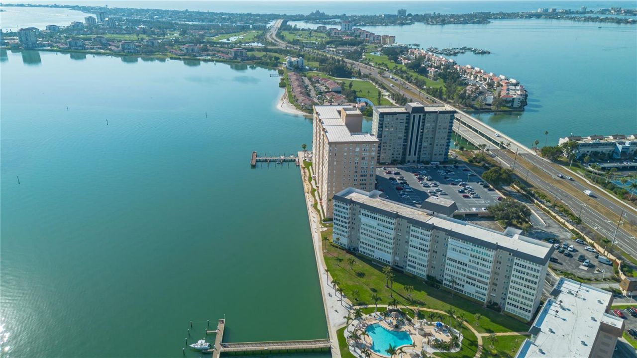 5200 Brittany Drive S, Unit 1201, Saint Petersburg, FL 33715 Photo