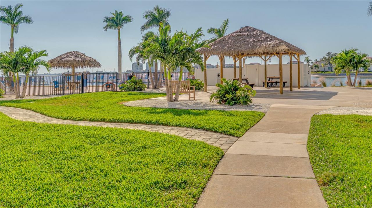 5200 Brittany Drive S, Unit 1201, Saint Petersburg, FL 33715 Photo