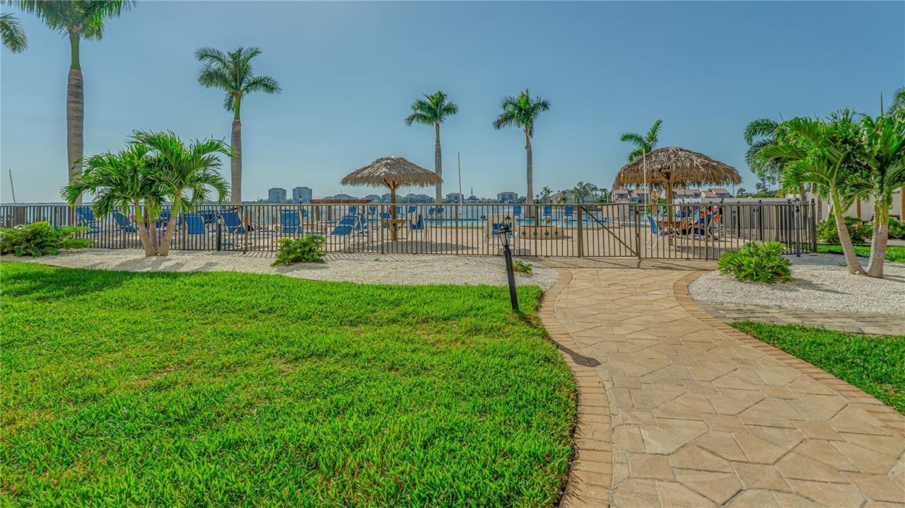 5200 Brittany Drive S, Unit 1201, Saint Petersburg, FL 33715 Photo