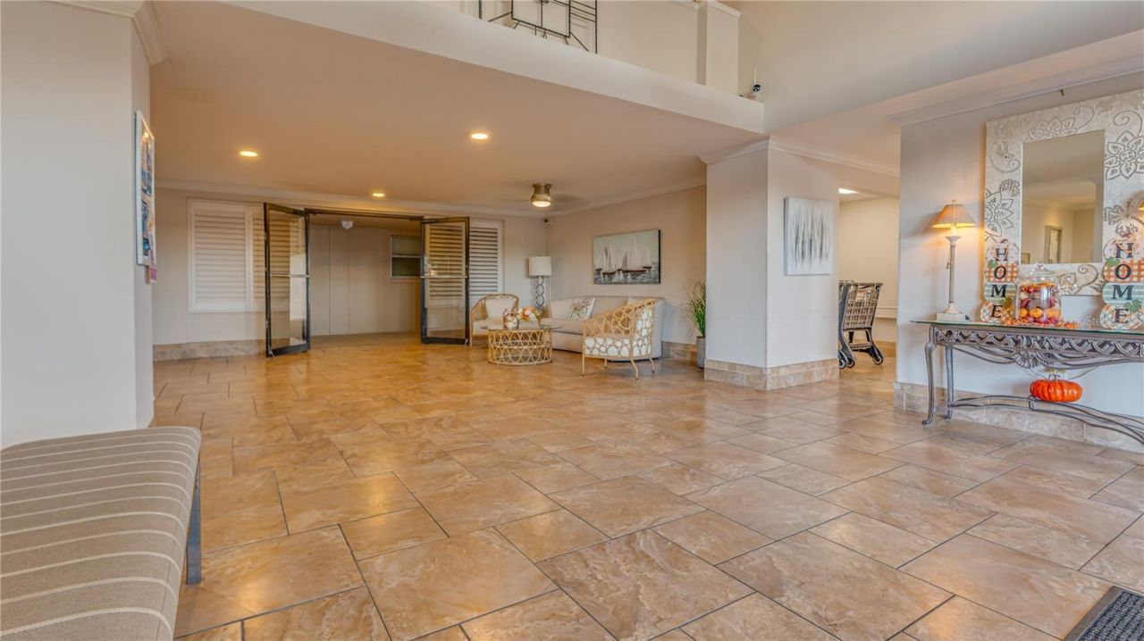 5200 Brittany Drive S, Unit 1201, Saint Petersburg, FL 33715 Photo