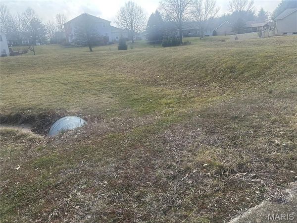 113 Benham Drive, Millstadt, IL 62260