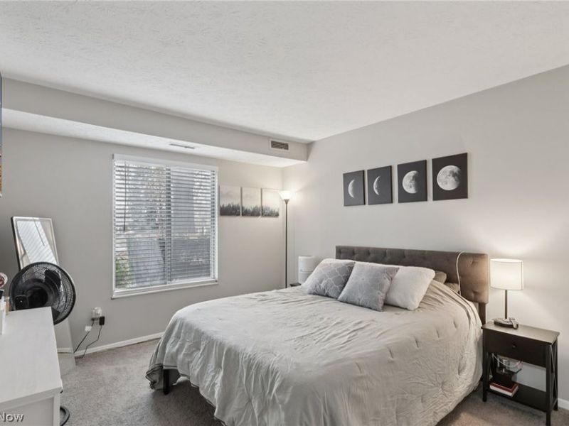 16495 Heather Lane, Unit F103, Middleburg Heights, OH 44130 Photo 20