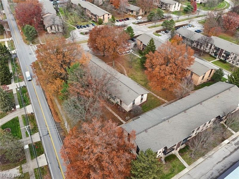 16495 Heather Lane, Unit F103, Middleburg Heights, OH 44130 Photo 29