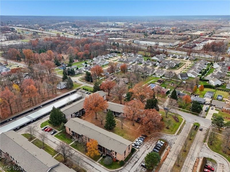 16495 Heather Lane, Unit F103, Middleburg Heights, OH 44130 Photo 30