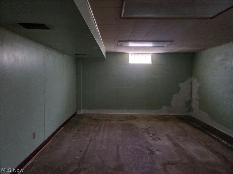 2370 N Cleveland Massillon Road, Akron, OH 44333 Photo 10