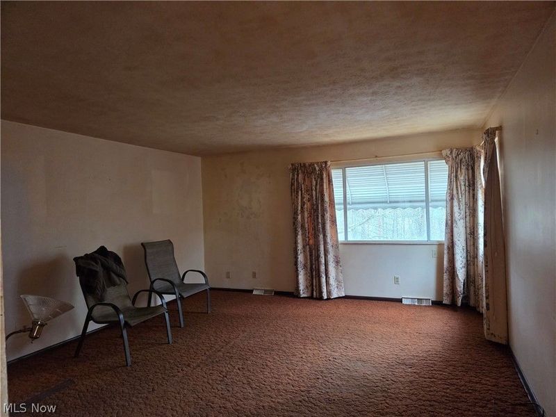 2370 N Cleveland Massillon Road, Akron, OH 44333 Photo 3