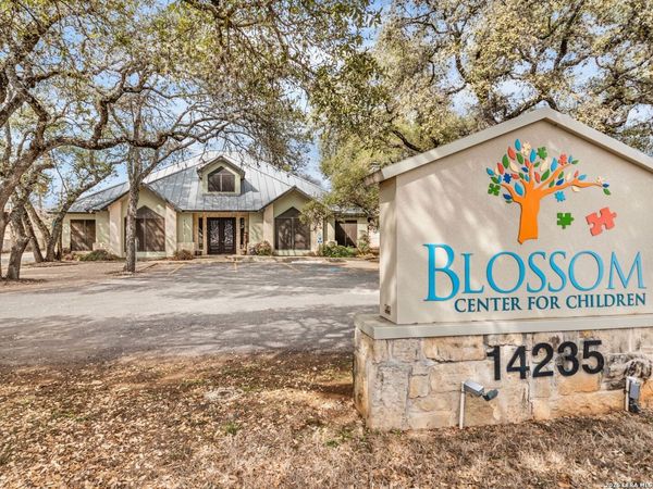 14235 Blanco, San Antonio, TX 78216