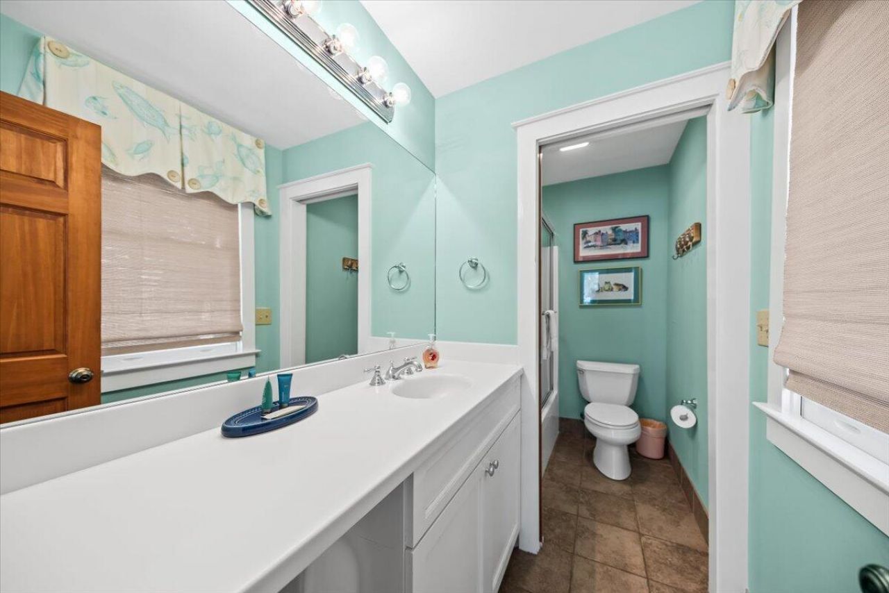 2714 Bayonne Street Photo 12