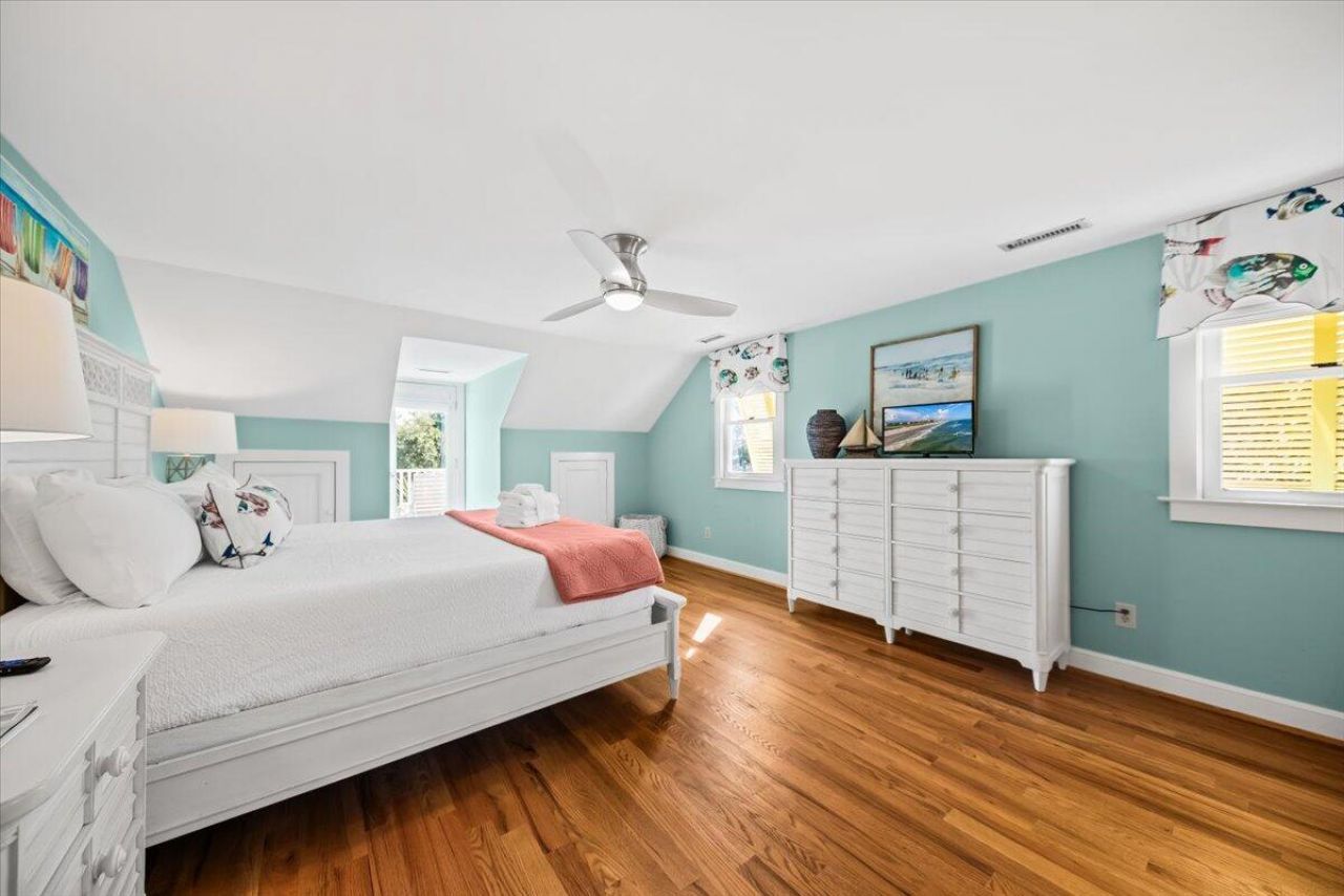 2714 Bayonne Street Photo 16