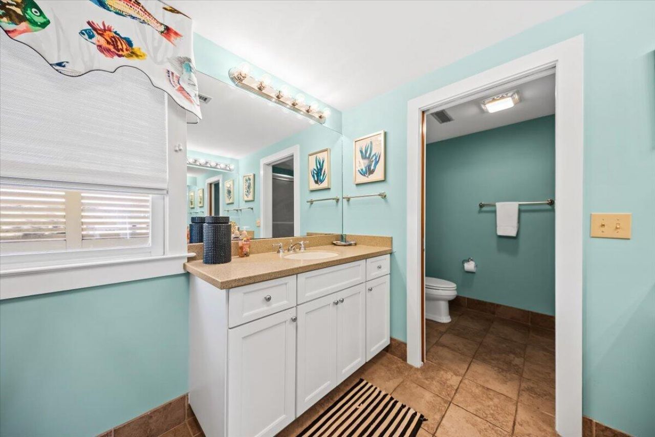 2714 Bayonne Street Photo 17