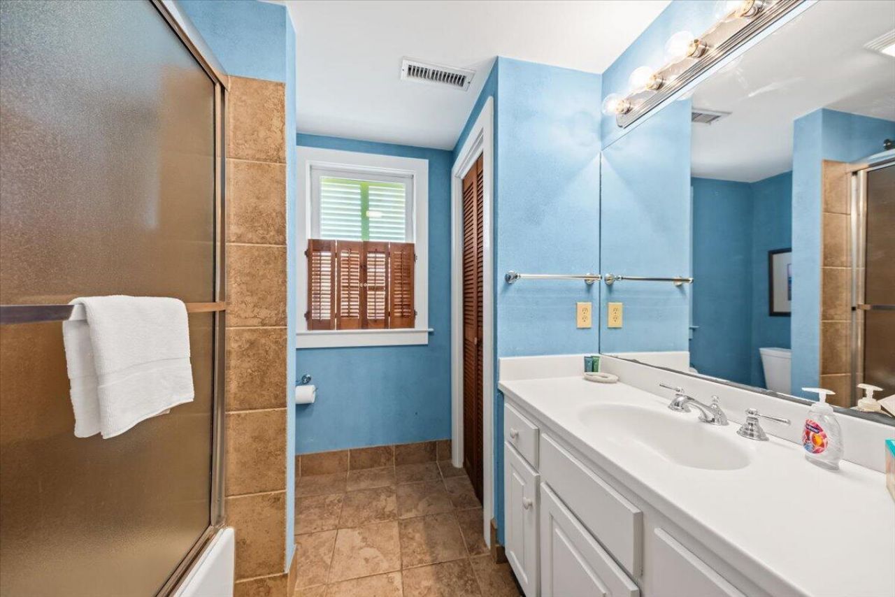 2714 Bayonne Street Photo 22