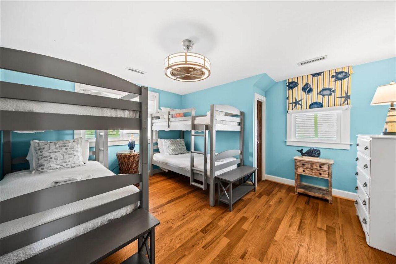 2714 Bayonne Street Photo 23