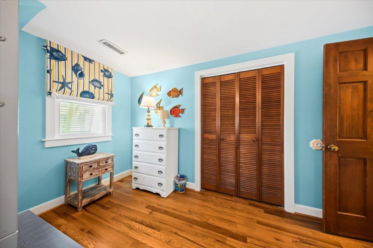 2714 Bayonne Street Photo 24