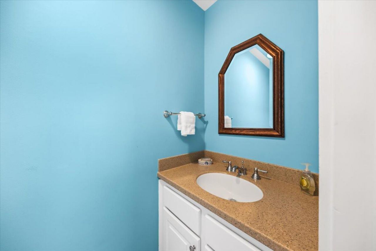 2714 Bayonne Street Photo 27