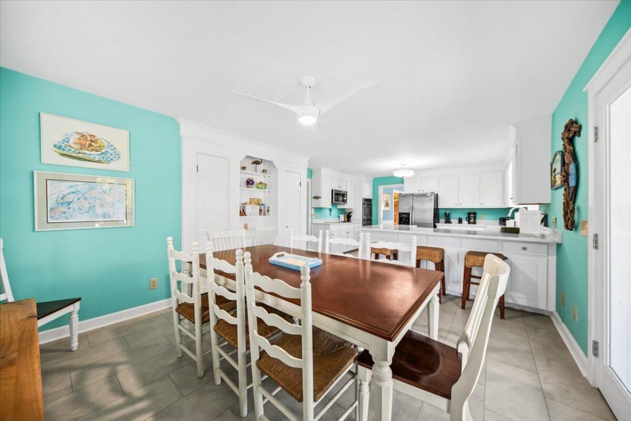 2714 Bayonne Street Photo 6