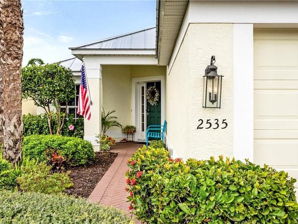 2535 Woodbourne PL, CAPE CORAL, FL 33991