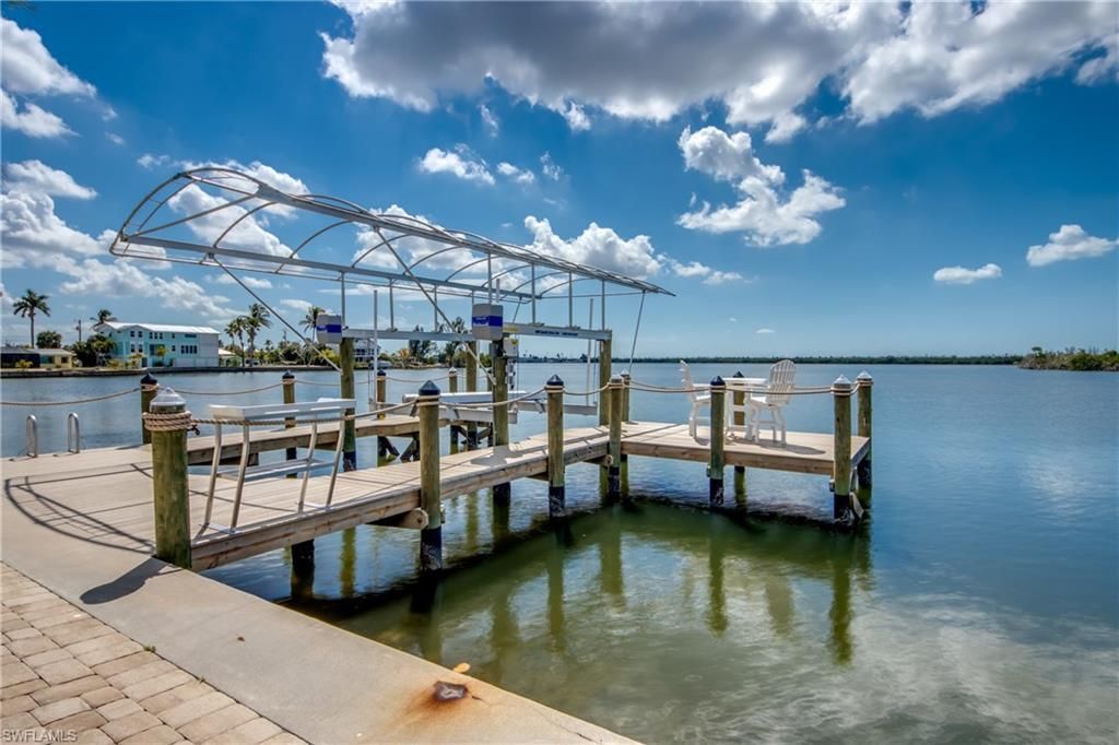11599 Island Ave, Matlacha, FL 33993 Photo