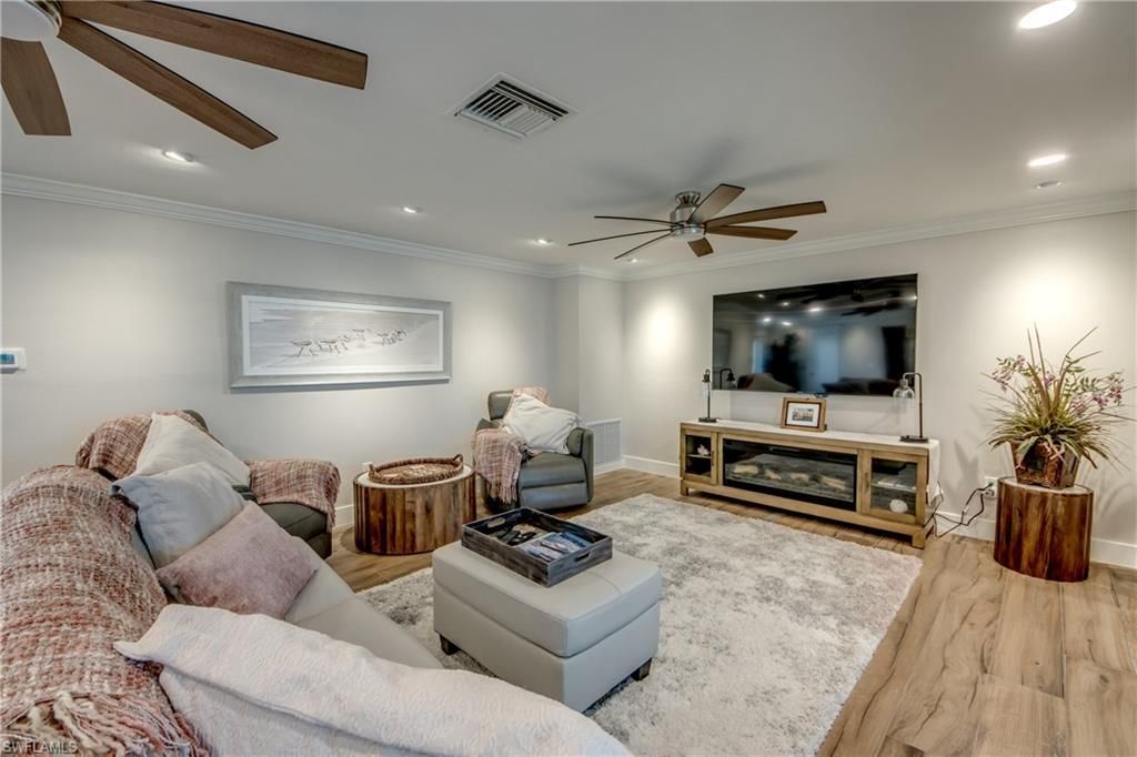 11599 Island Ave, Matlacha, FL 33993 Photo