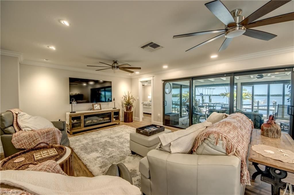 11599 Island Ave, Matlacha, FL 33993 Photo