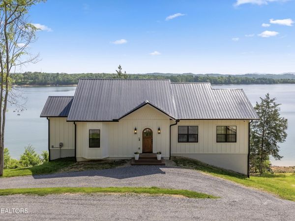 1315 Still Mountain Way, Dandridge, TN 37725