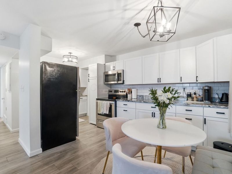 1443 Cliff Court, Unit 71, Columbus, OH 43204 Photo 10