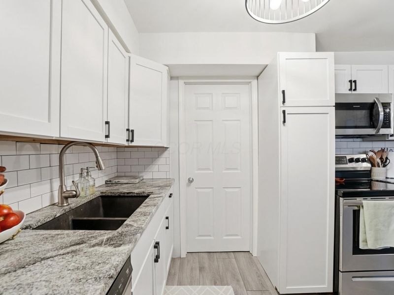 1443 Cliff Court, Unit 71, Columbus, OH 43204 Photo 17