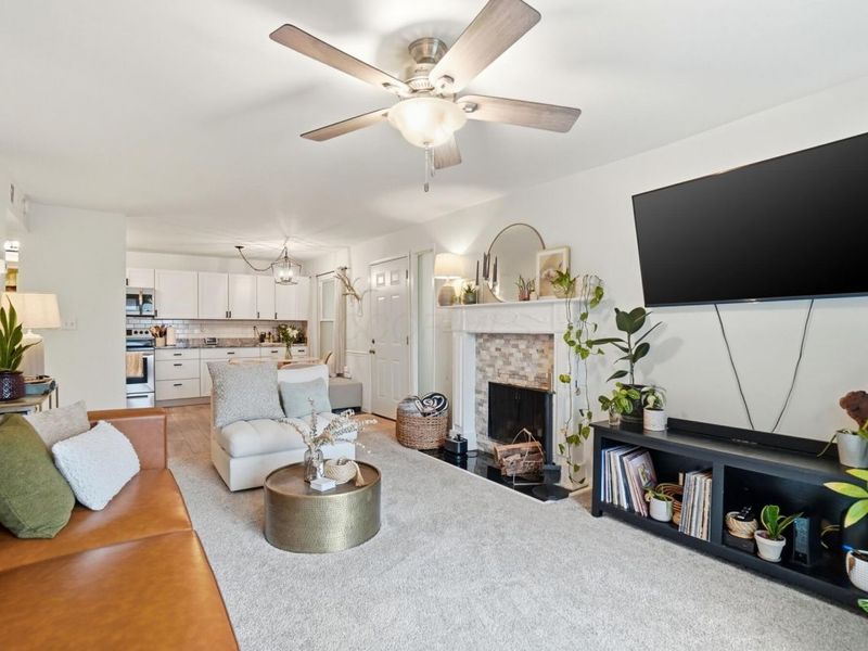 1443 Cliff Court, Unit 71, Columbus, OH 43204 Photo 7