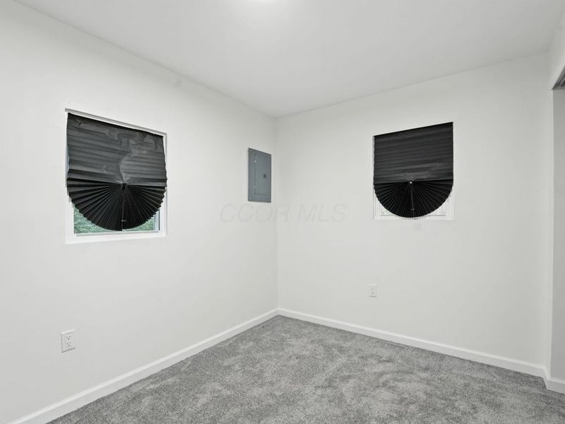 354 Fernhill Avenue, Columbus, OH 43228 Photo 12