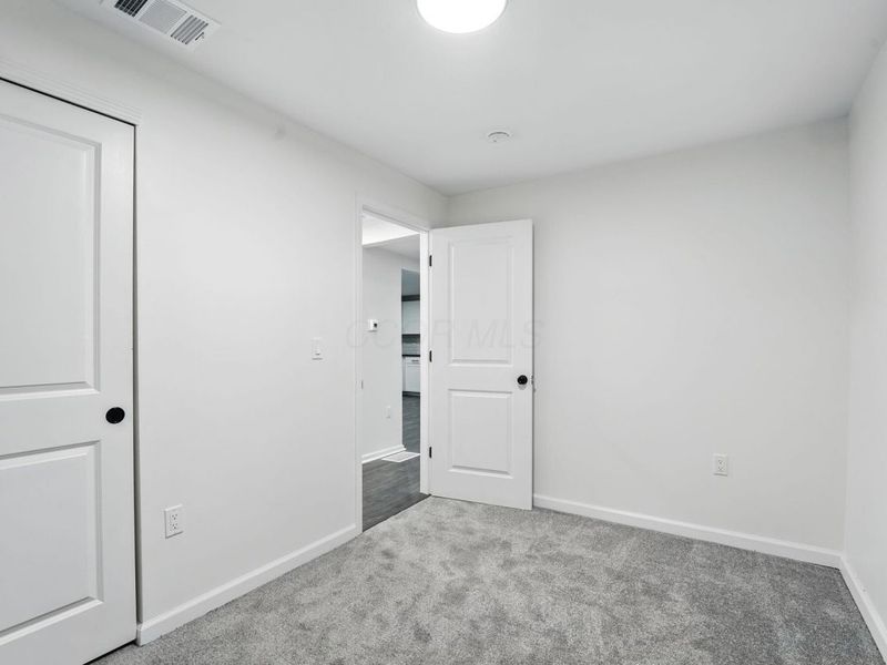 354 Fernhill Avenue, Columbus, OH 43228 Photo 14