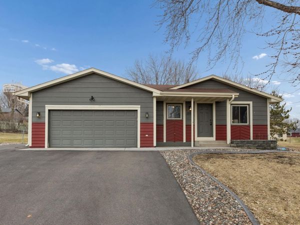 204 Grand Avenue NE, Saint Michael, MN 55376