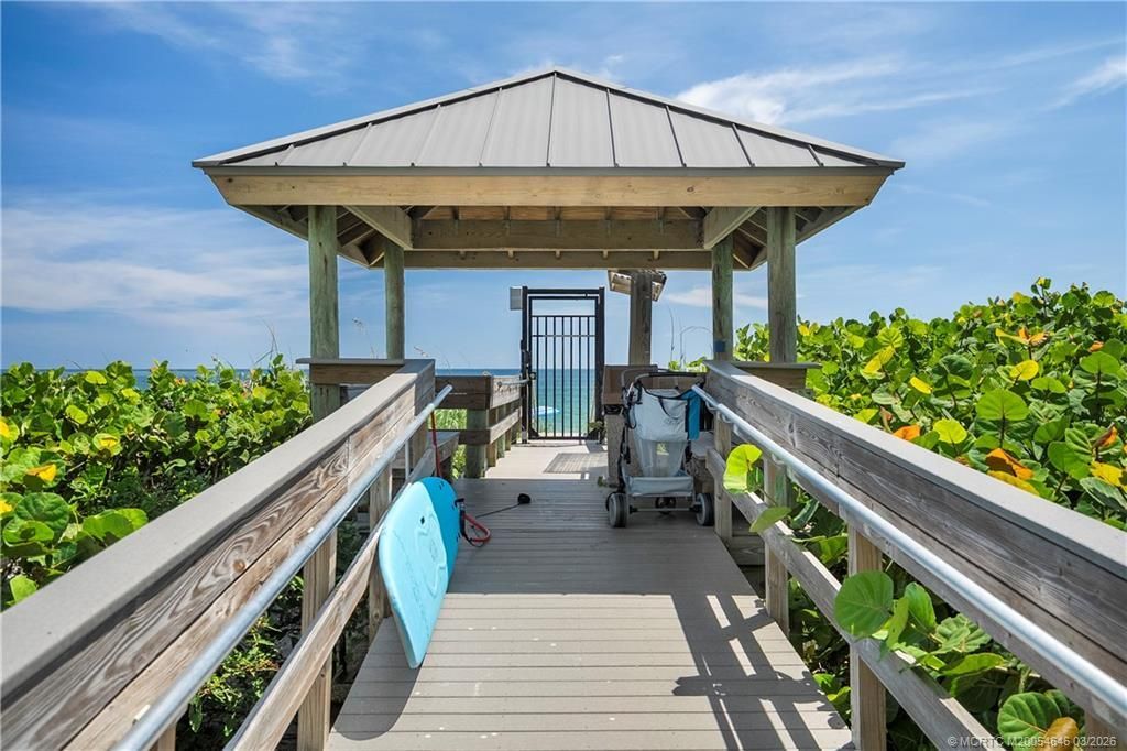 9960 S Ocean Drive, Unit 402, Jensen Beach, FL 34957 Photo