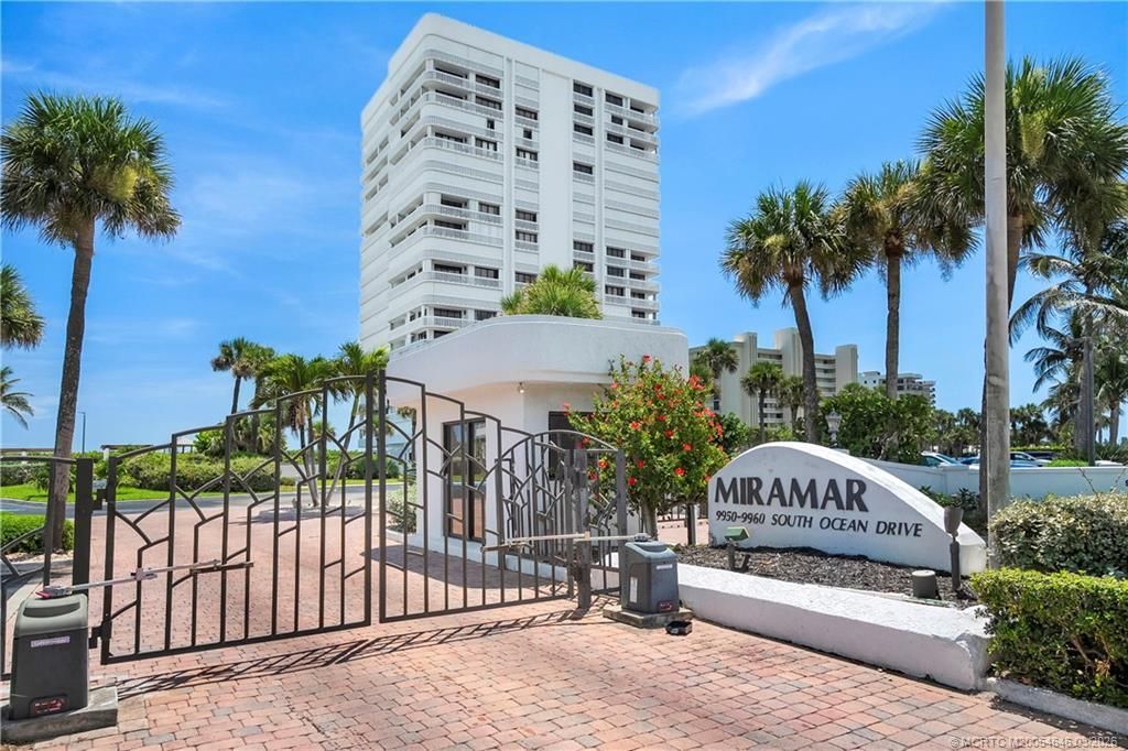 9960 S Ocean Drive, Unit 402, Jensen Beach, FL 34957 Photo