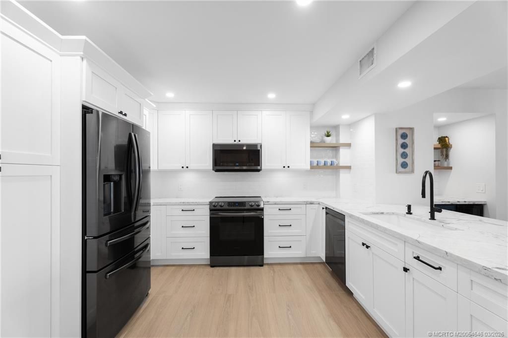 9960 S Ocean Drive, Unit 402, Jensen Beach, FL 34957 Photo